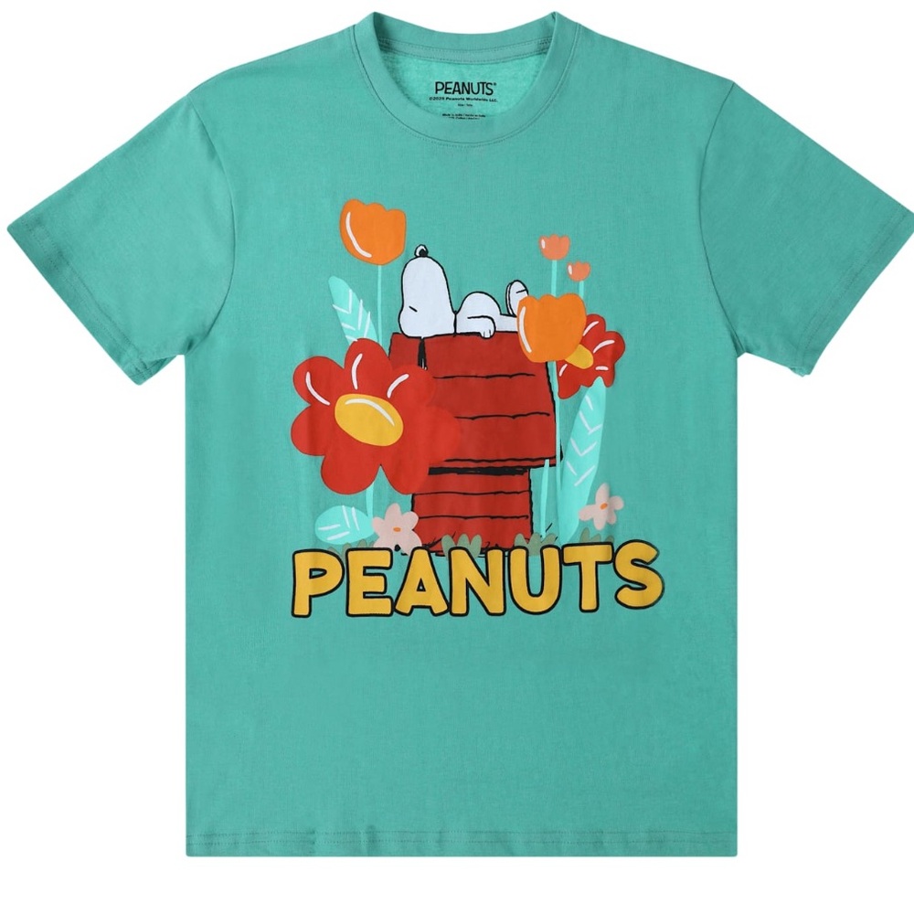 Peanuts Snoopy Short Sleeve Tee Size Medium